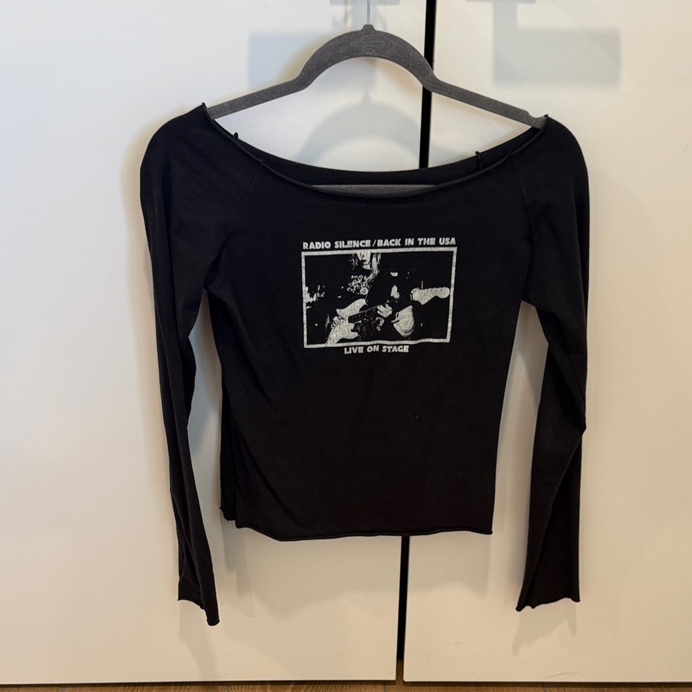 Black Graphic Long Sleeve Top